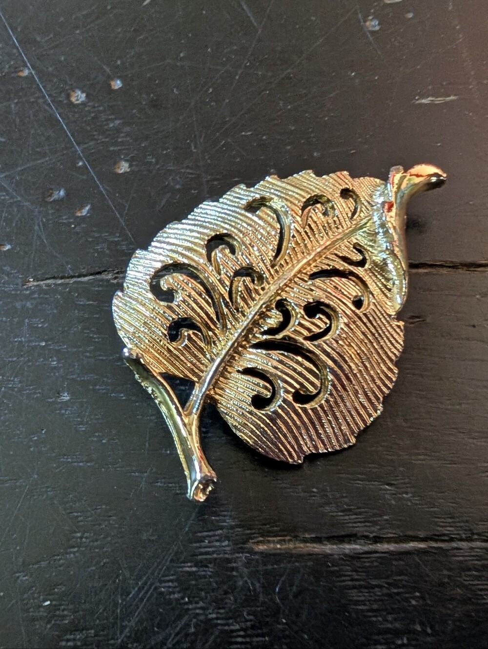 Vintage 60s-70s Mid-Century Modernist Gerry's Stamped Gold-Toned Leaf Brooch